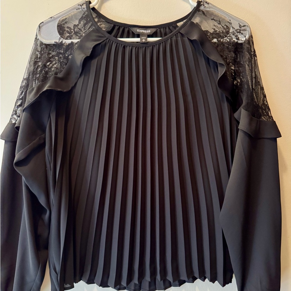 Kasper Women's Black Pleated Lace Top